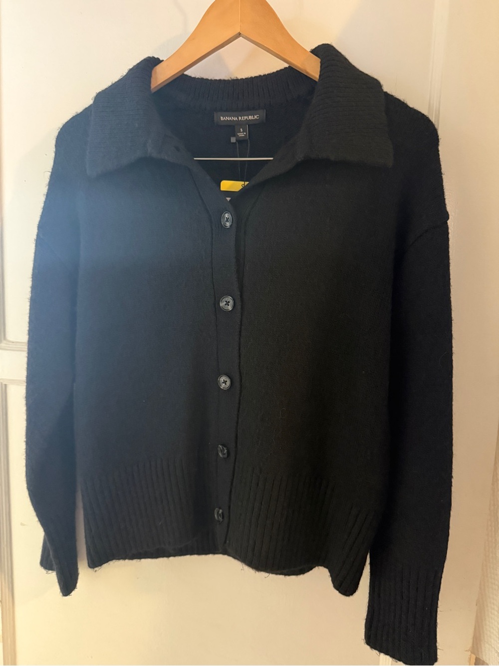 Banana Republic Black Collared Button-Up Cardigan